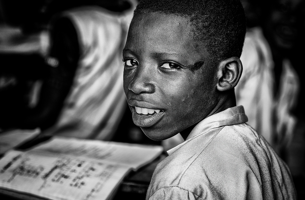 In der Schule in Benin. von Joxe Inazio Kuesta Garmendia