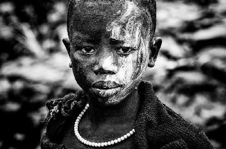 Kind des Suri-Stammes - Äthiopien