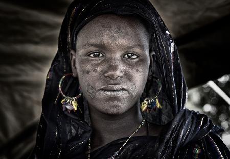 Woodabe-Frau beim Gerewol-Festival – Niger