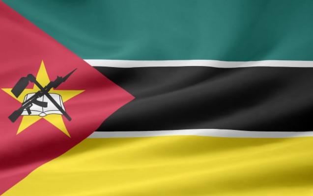 Mosambik Flagge von Juergen Priewe