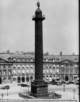 Place Vendome (1685-1708) with the Column built by Denon, Gondouin and Lepere in 1806-10 photographi