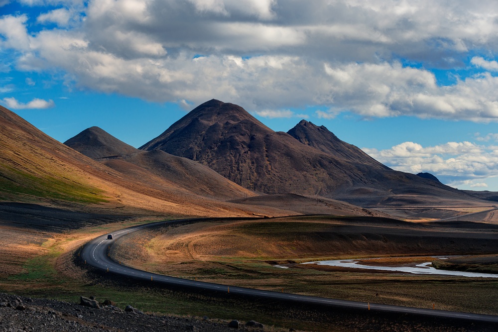 Island von Jure Kravanja