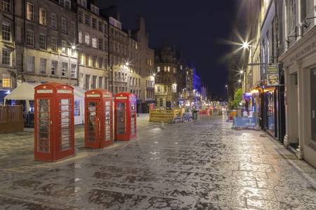 Abendliche Impression von der Royal Mile in Edinburgh