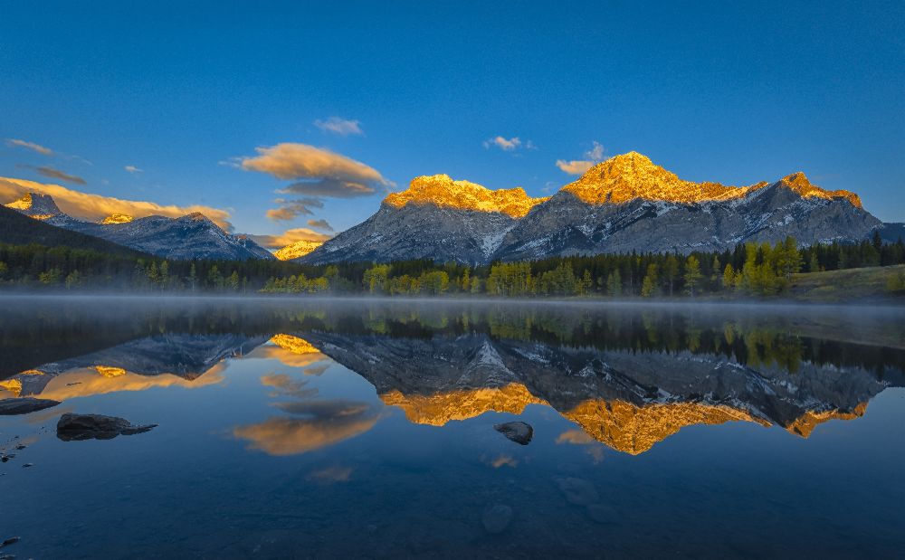 Ein perfekter Morgen in kanadischen Rocky Mountains von Michael Zheng