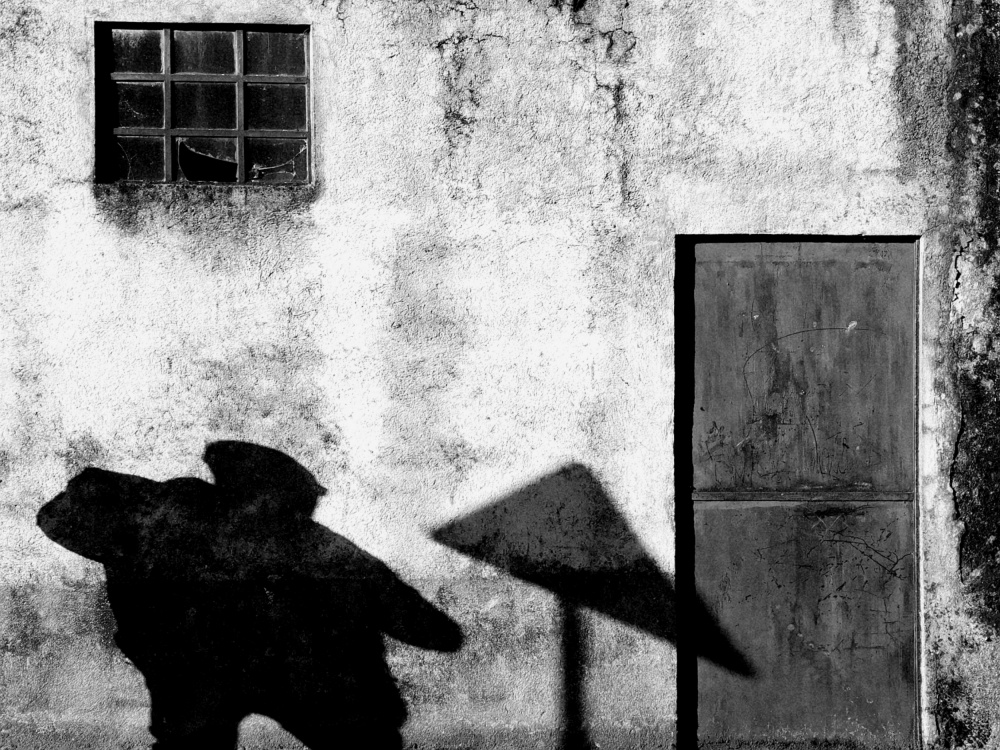 Die Schrägheit der Schatten. von Miguel Silva