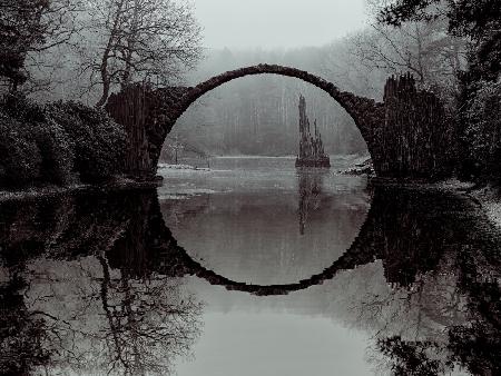 Teufelsbrücke - III