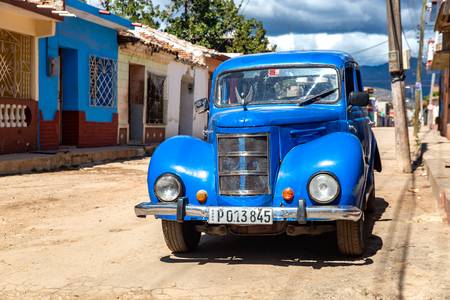 Blue Oldtimer in Trinidad, Cuba, Street in Kuba 2020