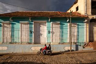 Motorbike Trinidad, Cuba 2020