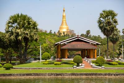 Shwedagon Pagode in Yangon (Rangun) Myanmar (Burma) 2020