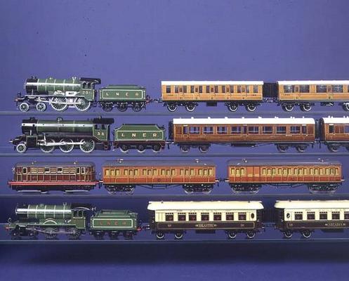 Hornby locomotives and coaches, English, 20th century von 