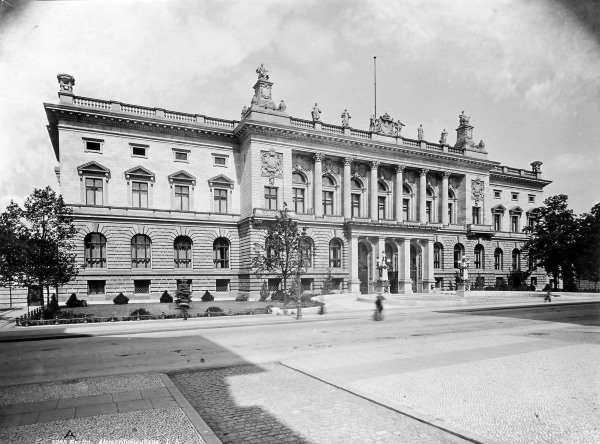 Abgeordnetenhaus Preuß.Landtag/Foto Levy von 