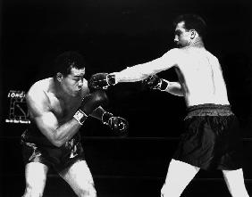 American boxer Joe Louis fighting with Billy Conn 1946