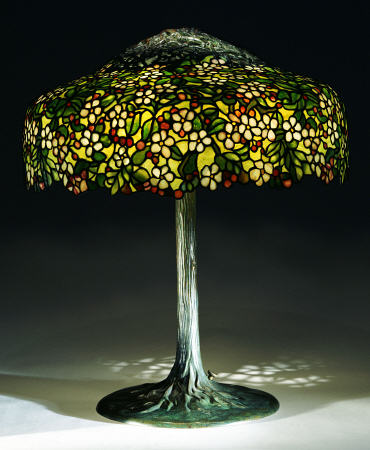 An ''Apple Blossom'' Leaded Glass And Bronze Table Lamp von 