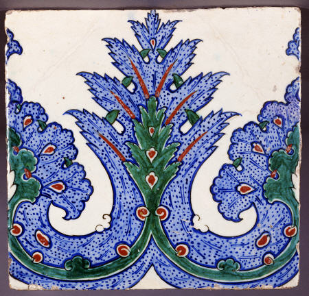 An Iznik Pottery Square Border Tile, Circa 1560 von 
