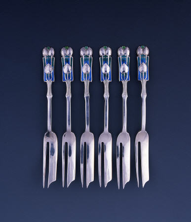A Set Of Six Liberty Silver And Enamel Pastry Forks von 