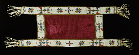 A Sioux Beaded And Fringed Saddle Throw von 
