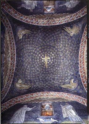 Central vault depicting a golden cross in a star strewn sky with the attributes of the apostles, 5th von 