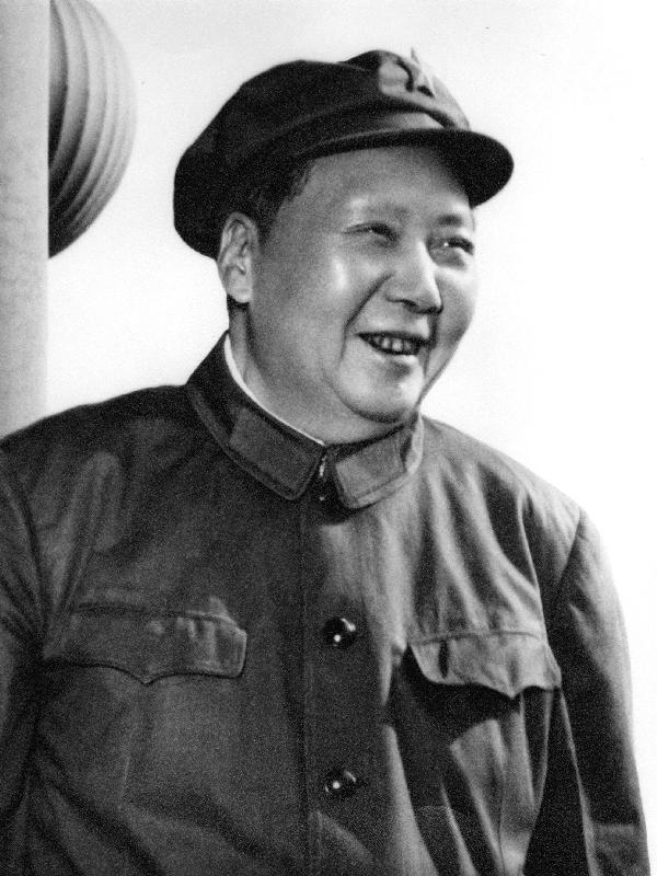 Mao Tse Toung chinese President here during review of army of The Great Proletarian Cultural Revolut von 