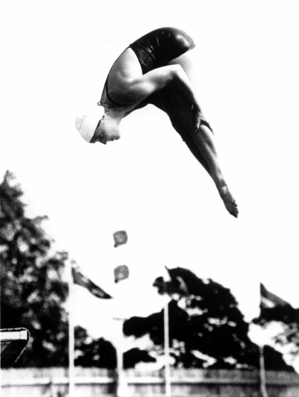Pat Mc Cormick the first diver to win back-to-back Olympic gold medals in platform and springboard d von 
