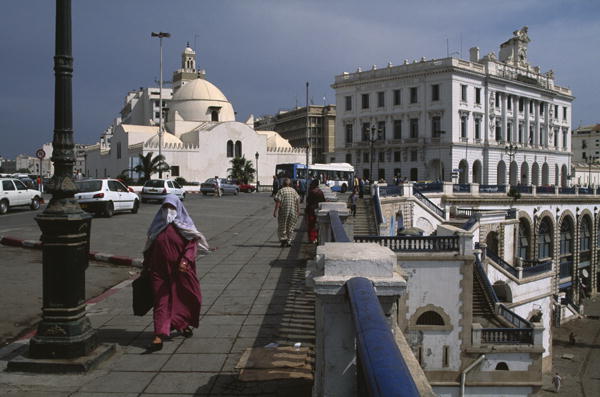 The mosque Djama Djedid on the port (photo)  von 
