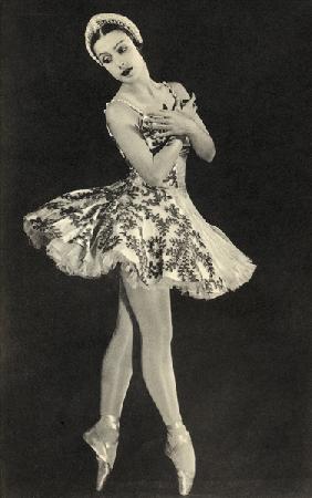 Tamara Toumanova, from ''Footnotes to the Ballet'', published 1938 (b/w photo) 