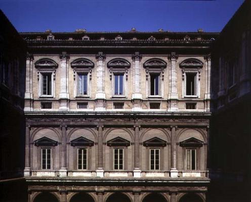The facade of the inner courtyard, detail of the second storey designed by Antonio da Sangallo the Y von 