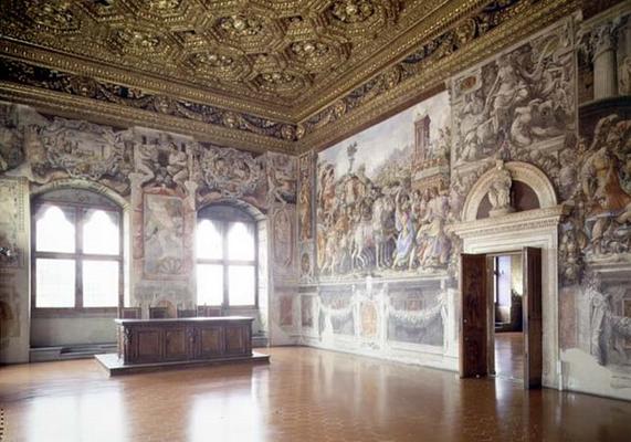 The Sala dell'Udienza designed by Benedetto (1442-97) and Giuliano (1432-90) da Maiano, with frescoe von 