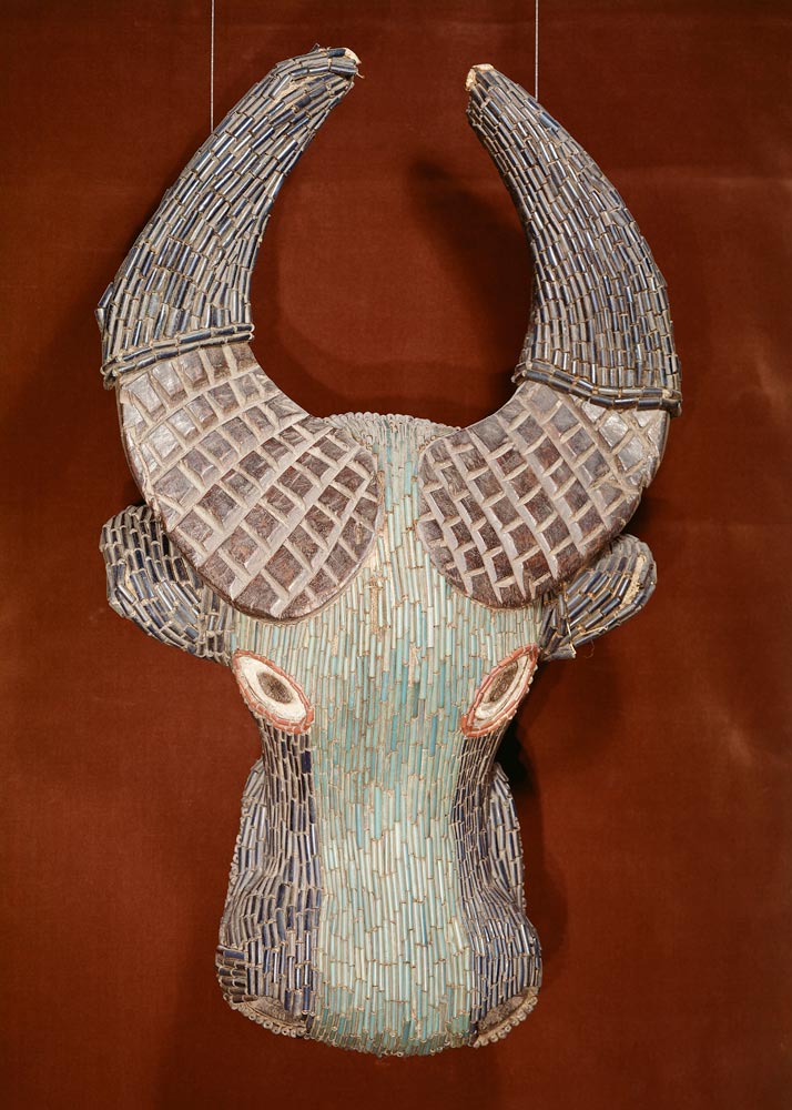 Water Buffalo Mask / Bamileke, Gabun / von 