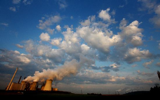 RWE-Kraftwerk Neurath - Klimaschutz von Oliver Berg