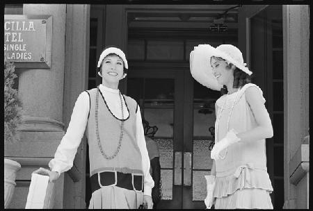 Julie Andrews and Mary Tyler Moore on the set of Thoroughly Modern Millie 1967
