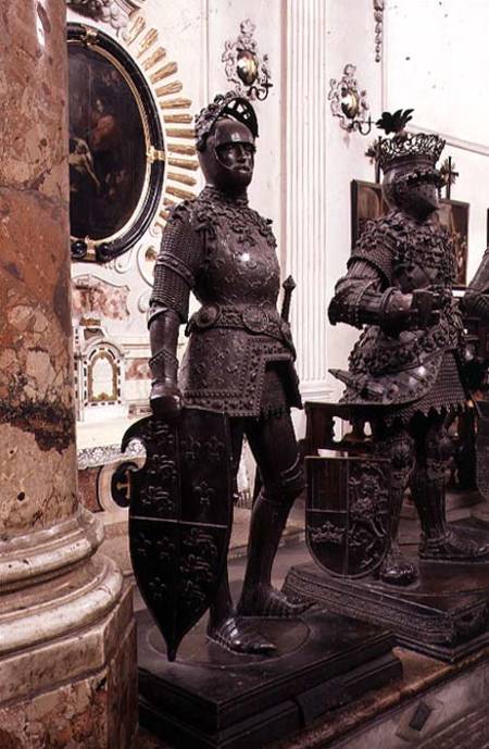 King Arthur, statue from the tomb of Maximilian I, Innsbruck von Peter Vischer