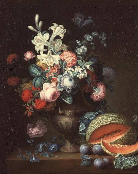 Still life of flowers in a classical vase with a bunch of grapes, 1768 (one of a pair von Philippe Parpette