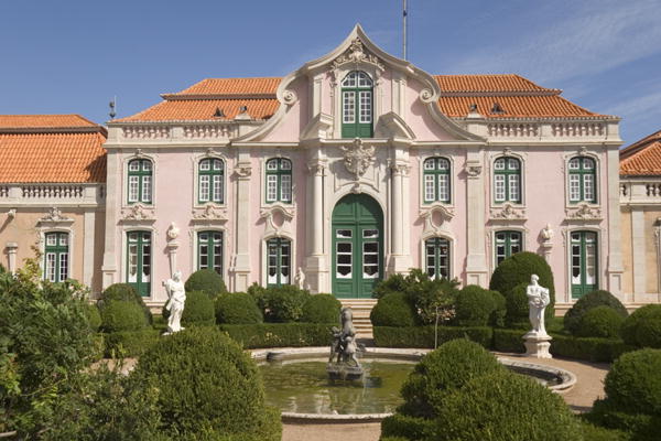 View of the exterior (photo)  von Portuguese School