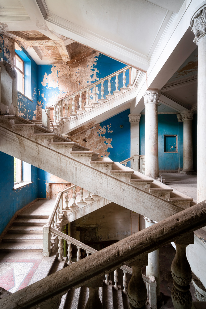 Blaue Treppe von Roman Robroek