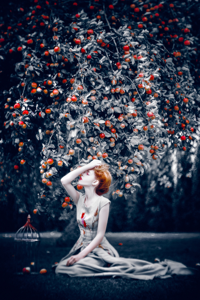 Ich bin Eva im Garten Eden von Ruslan Bolgov (Axe)