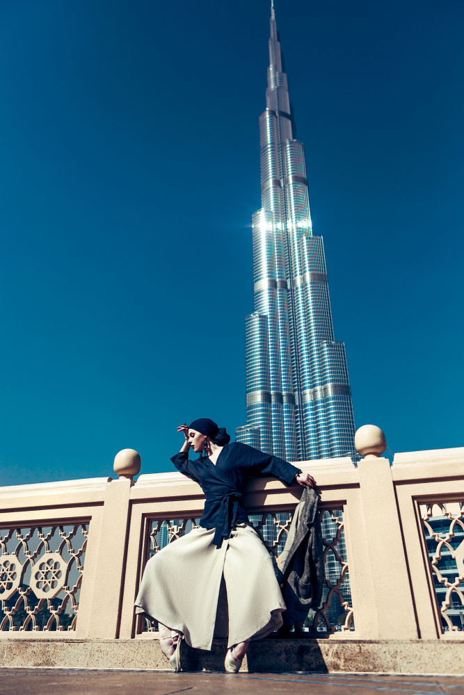 Tanzender Burj Khalifa von Ruslan Bolgov (Axe)