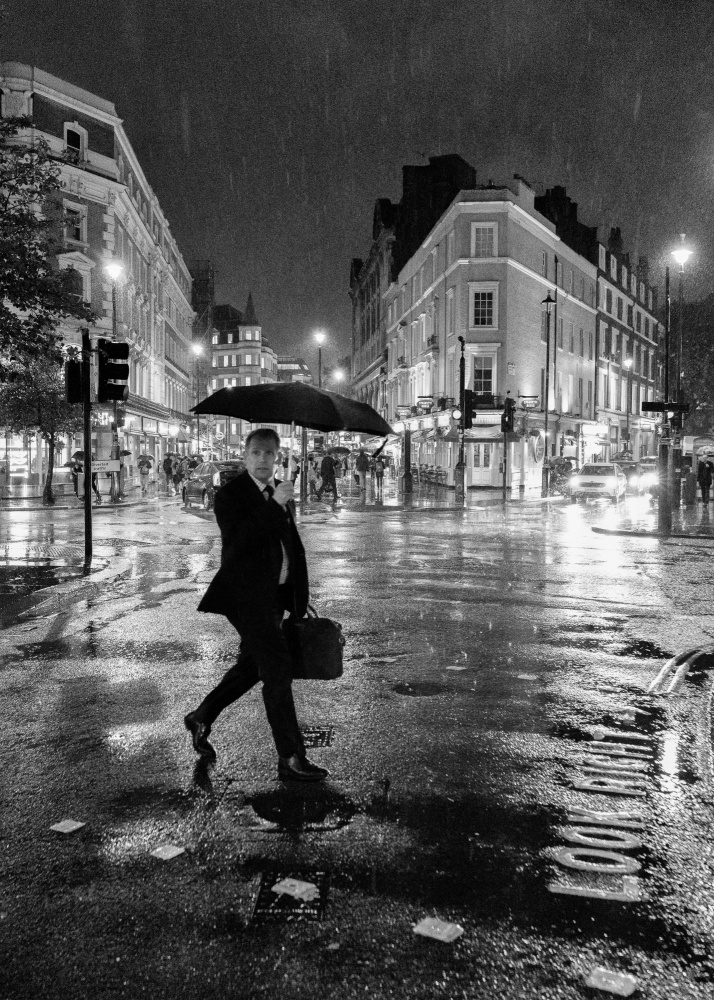 Eine regnerische Nacht in London von Selaru Ovidiu