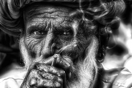 Der ältere Raucher