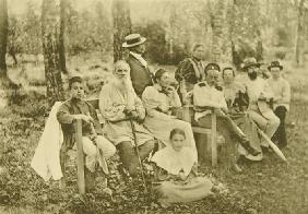 Lew Tolstoi mit Gäste in Jasnaja Poljana (zweiter von rechts Komponist Sergei Tanejew) 1895
