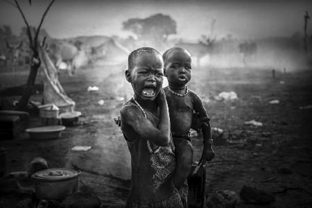 Weinendes Kind Mundari,Südsudan