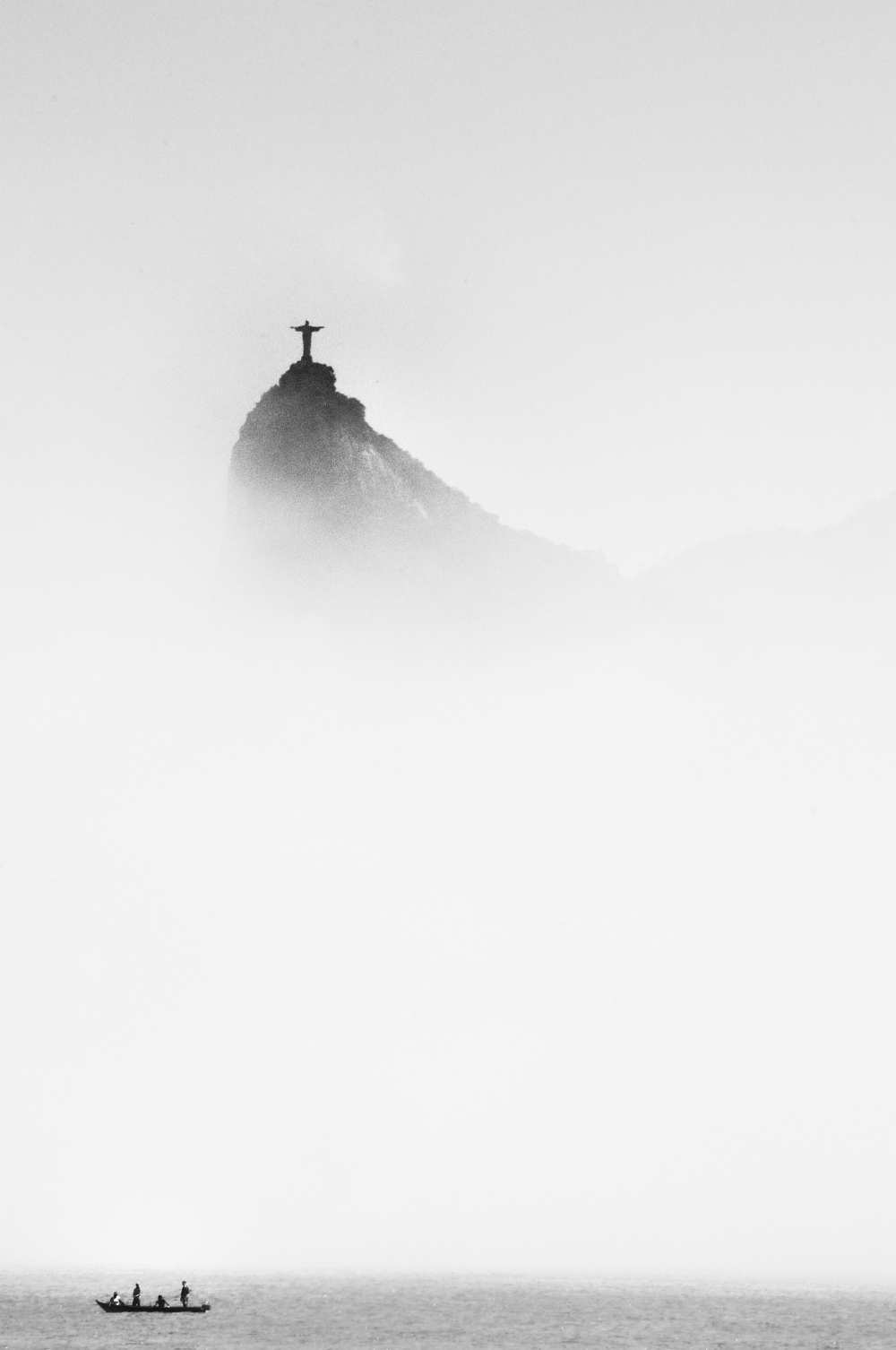 Cristo in the mist von Trevor Cole