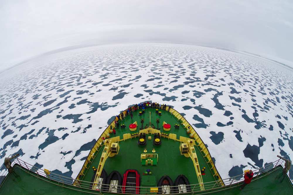 Smile! You're in the Arctic! von Vadim Balakin