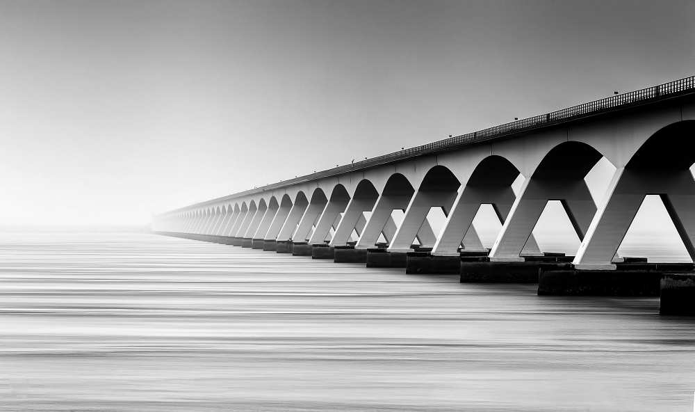 The Endless Bridge von Wim Denijs
